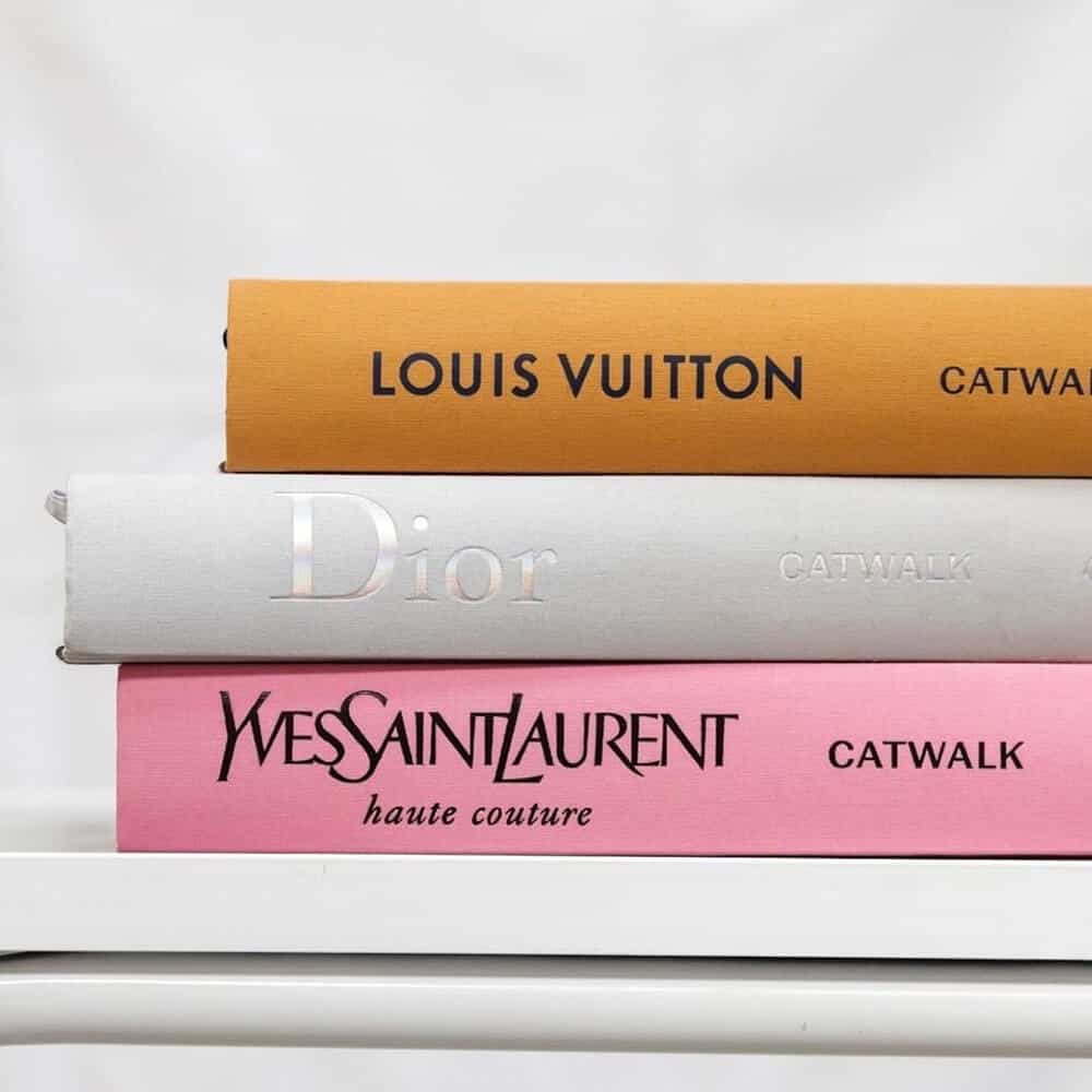 Yves Saint Laurent Catwalk - Modebok