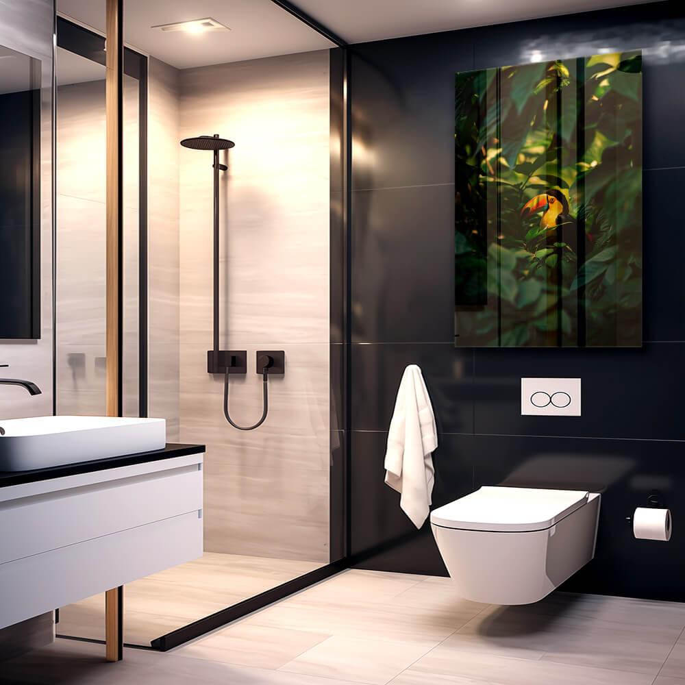 Tucan between the Leaves – Glass