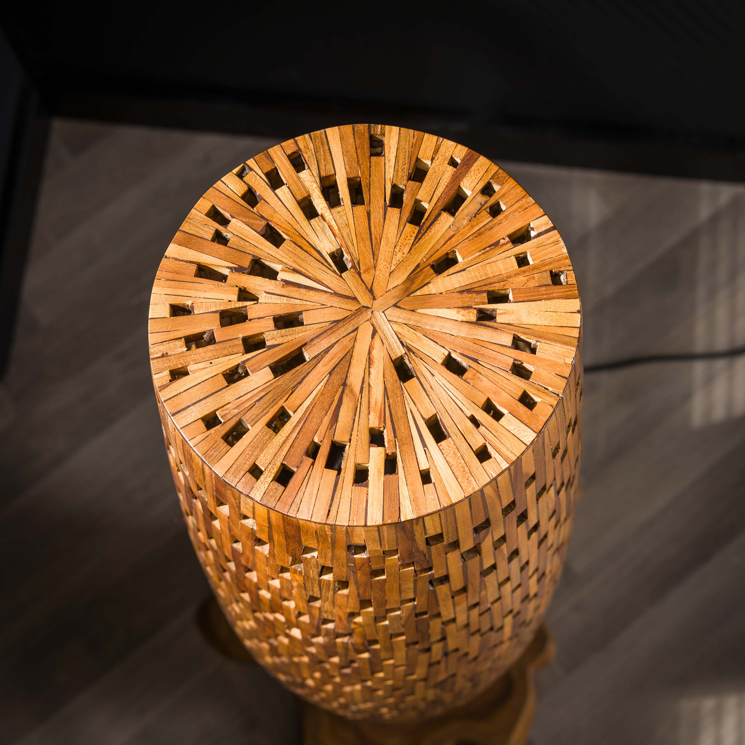 Golvlampa L bars / Massivt återvunnet teak