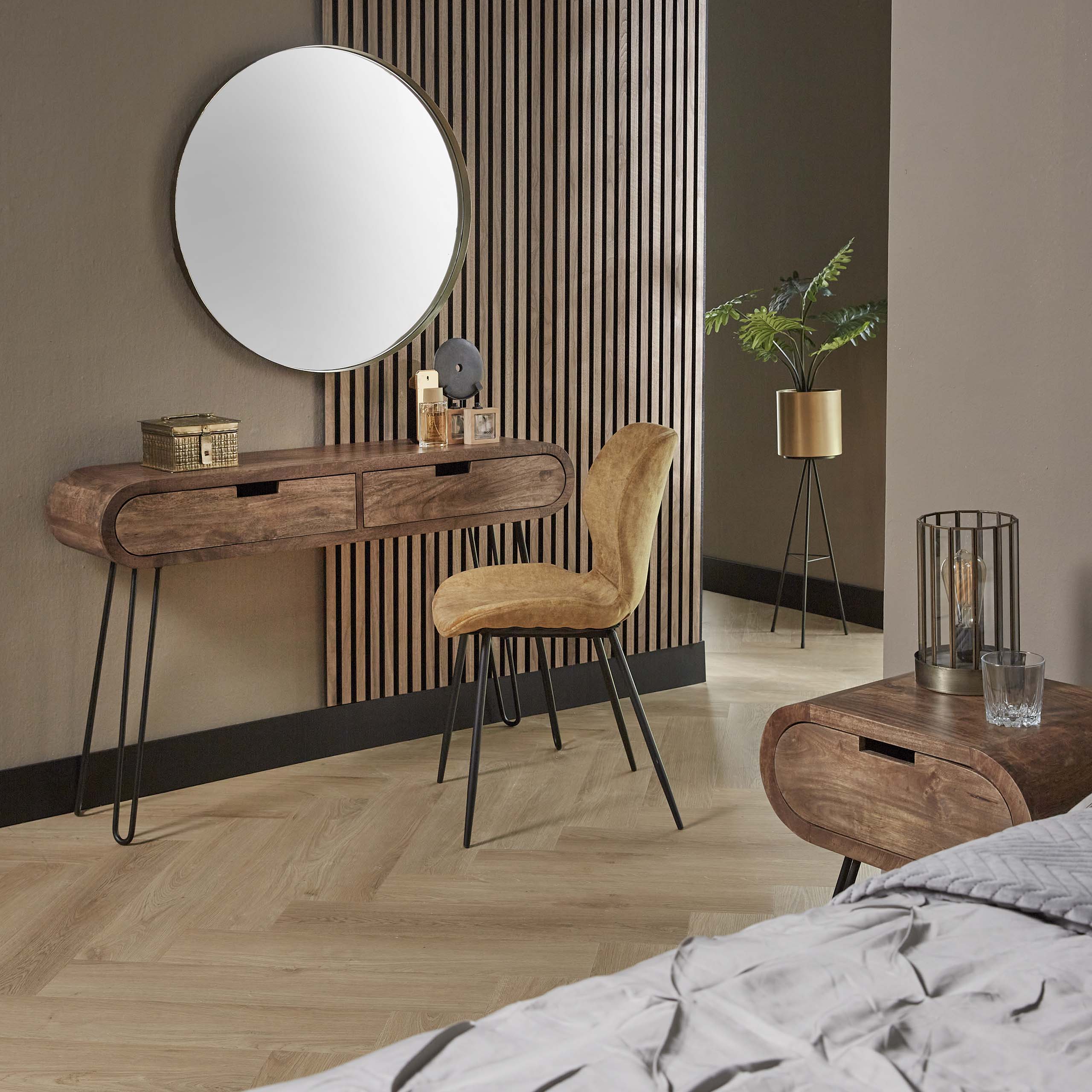 Sminkbord 2L fat / Solid mangosandfärg