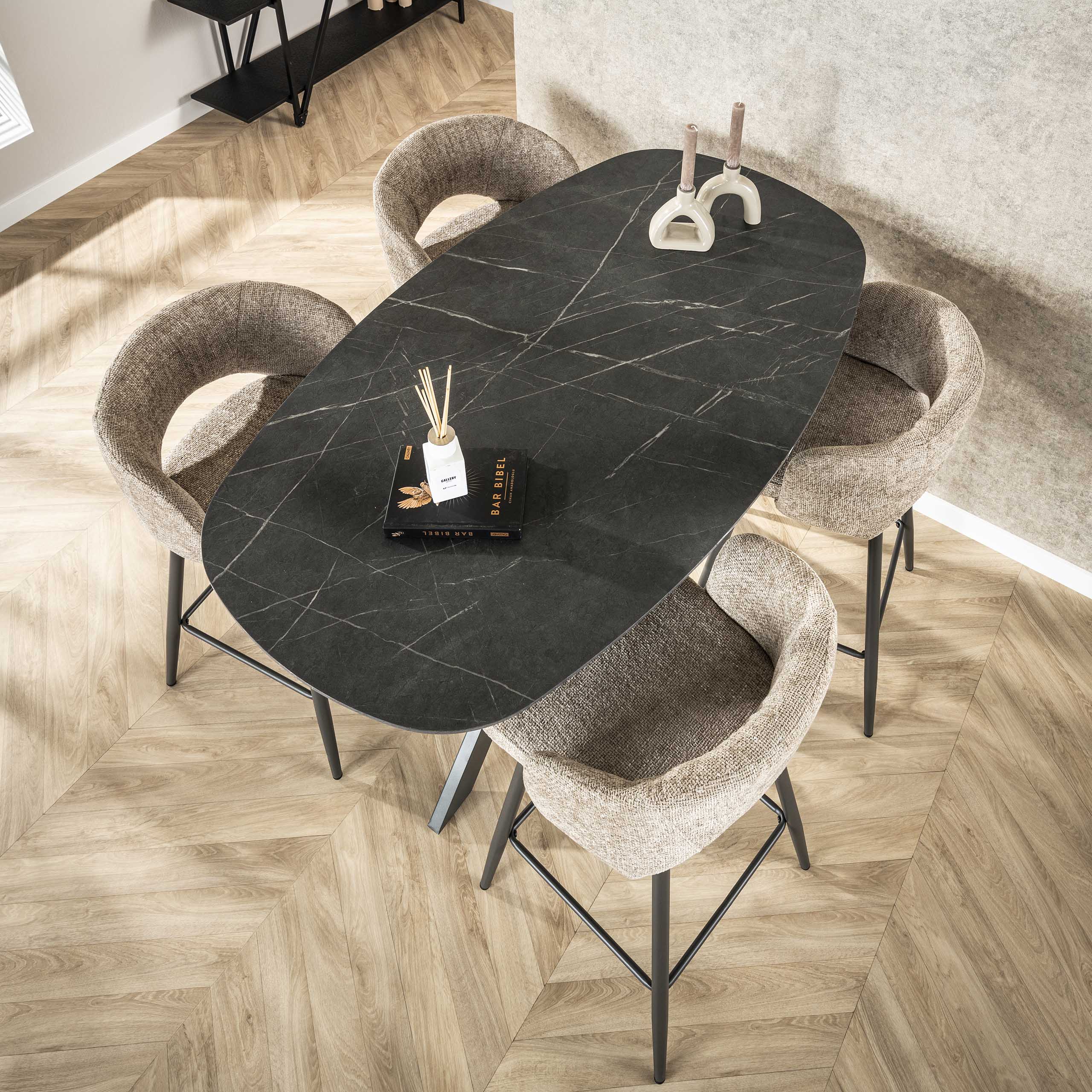 Barbord korsstomme dansk oval / 3D svartbrun