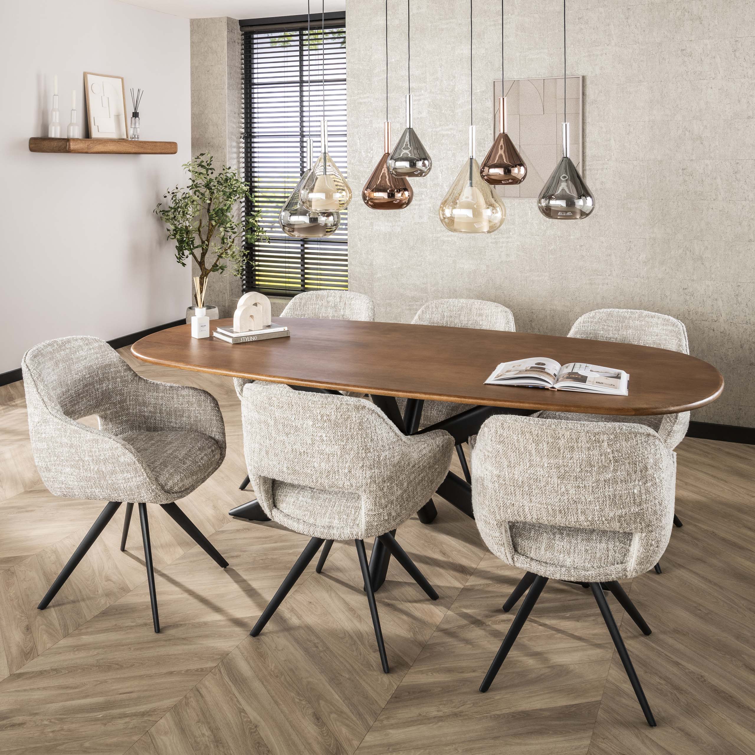 Fåtölj fjädersvängbar. VPE2 / Eagle benvit