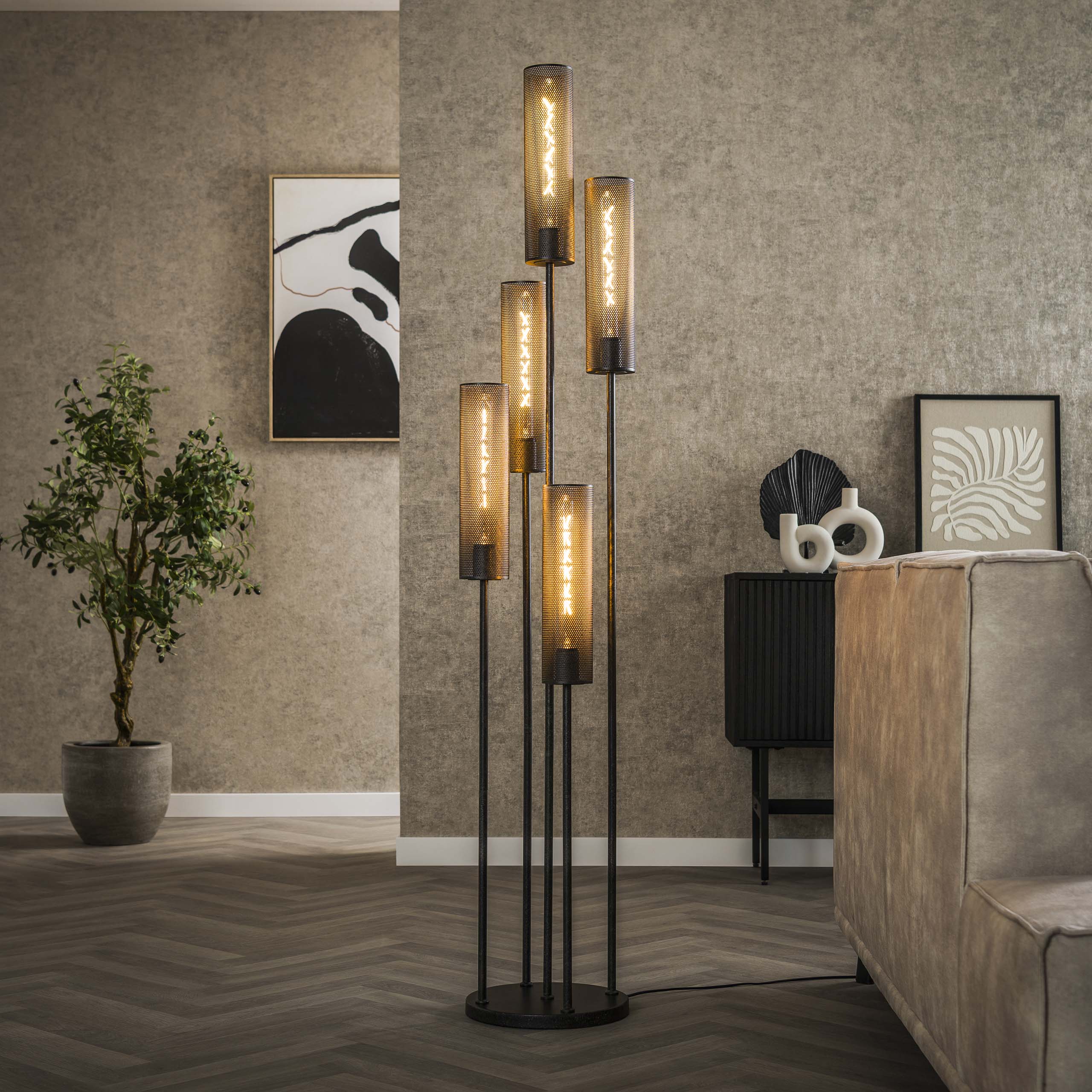 Golvlampa 5L stegrörsnät / Artic svart