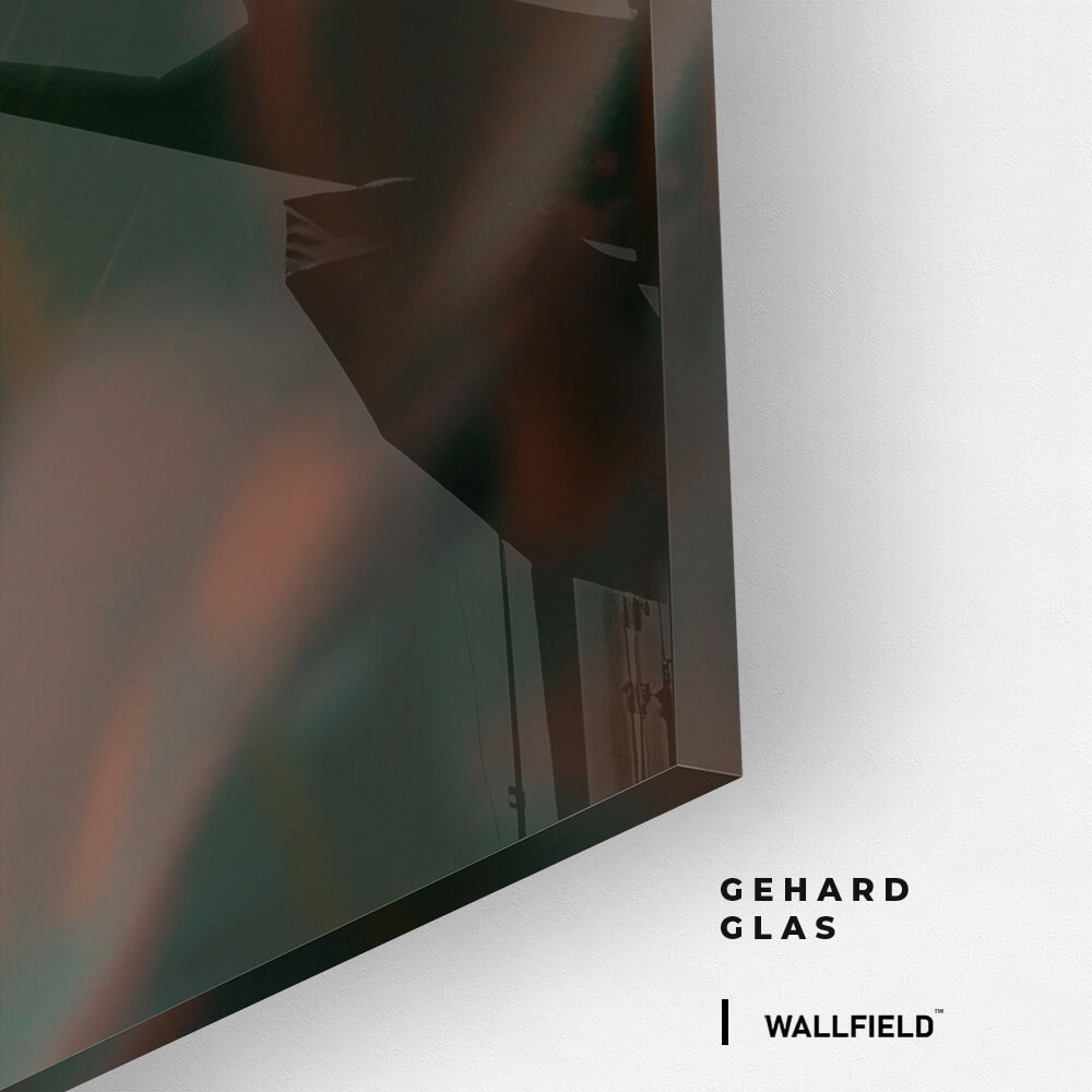 Crimson Camouflage – Glass