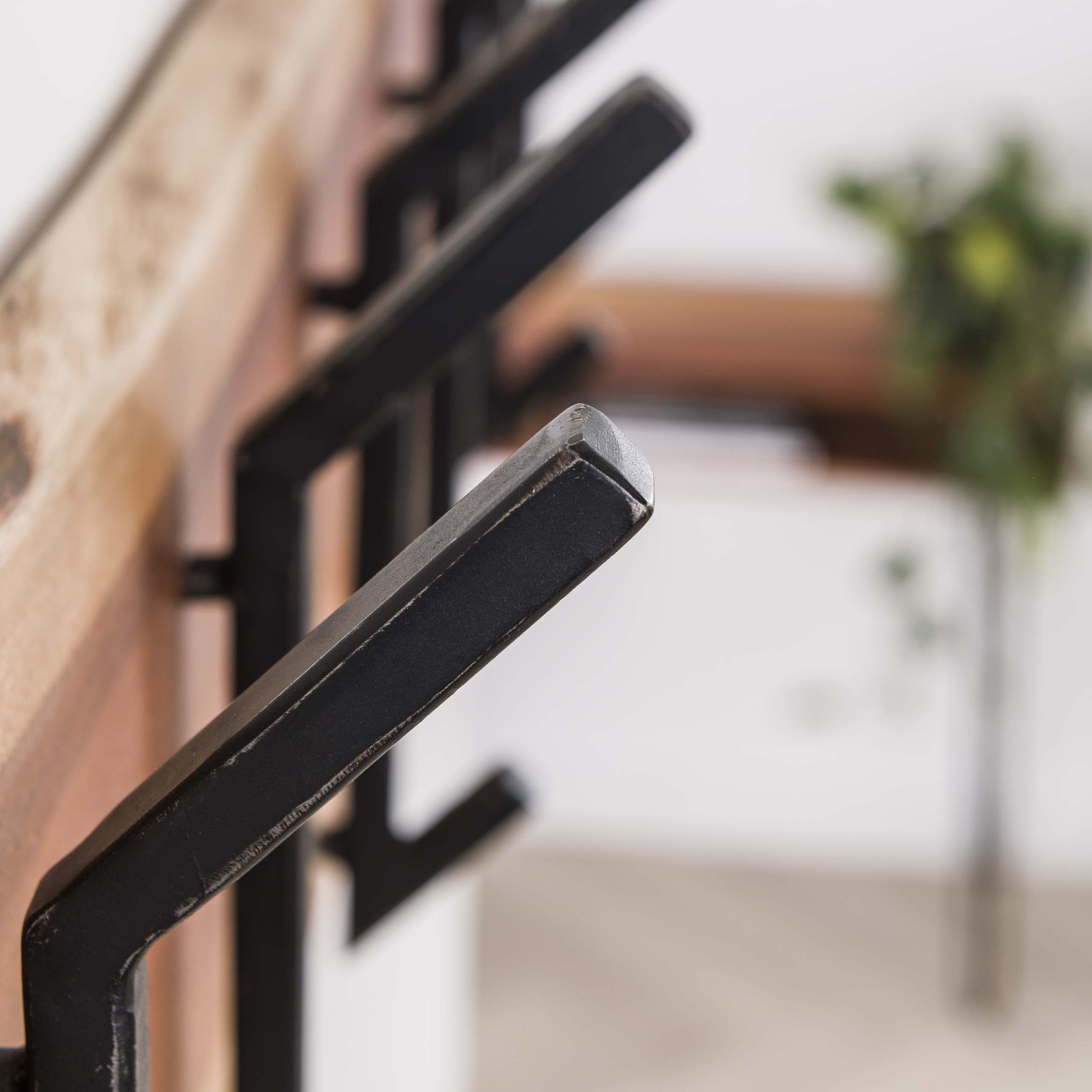 Klädhängare Edge 2x6 krokar - Solid akacia