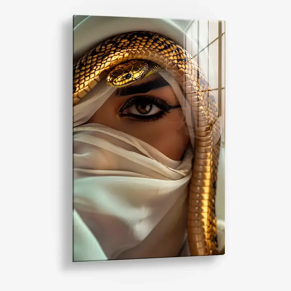 Golden Snake – Glass