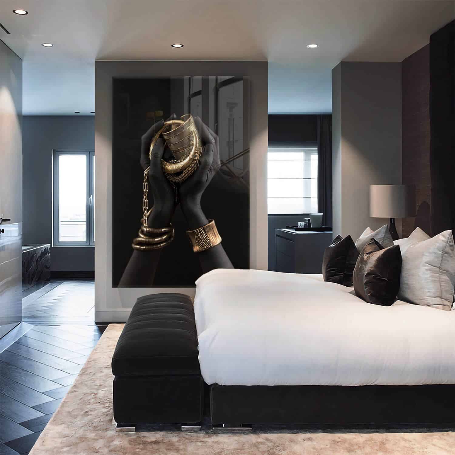 Native Hands – Glass