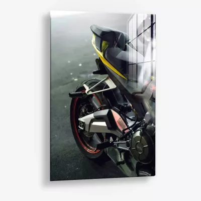 Track Phantom – Glass