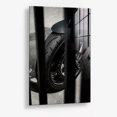 Caged Speed – Glass