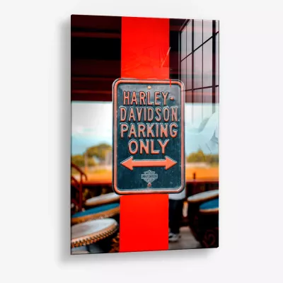 Reserved Thunder – Glass