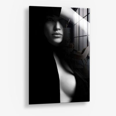 Woman's Silhouette – Glass