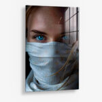 Scarfed Lady II – Glas