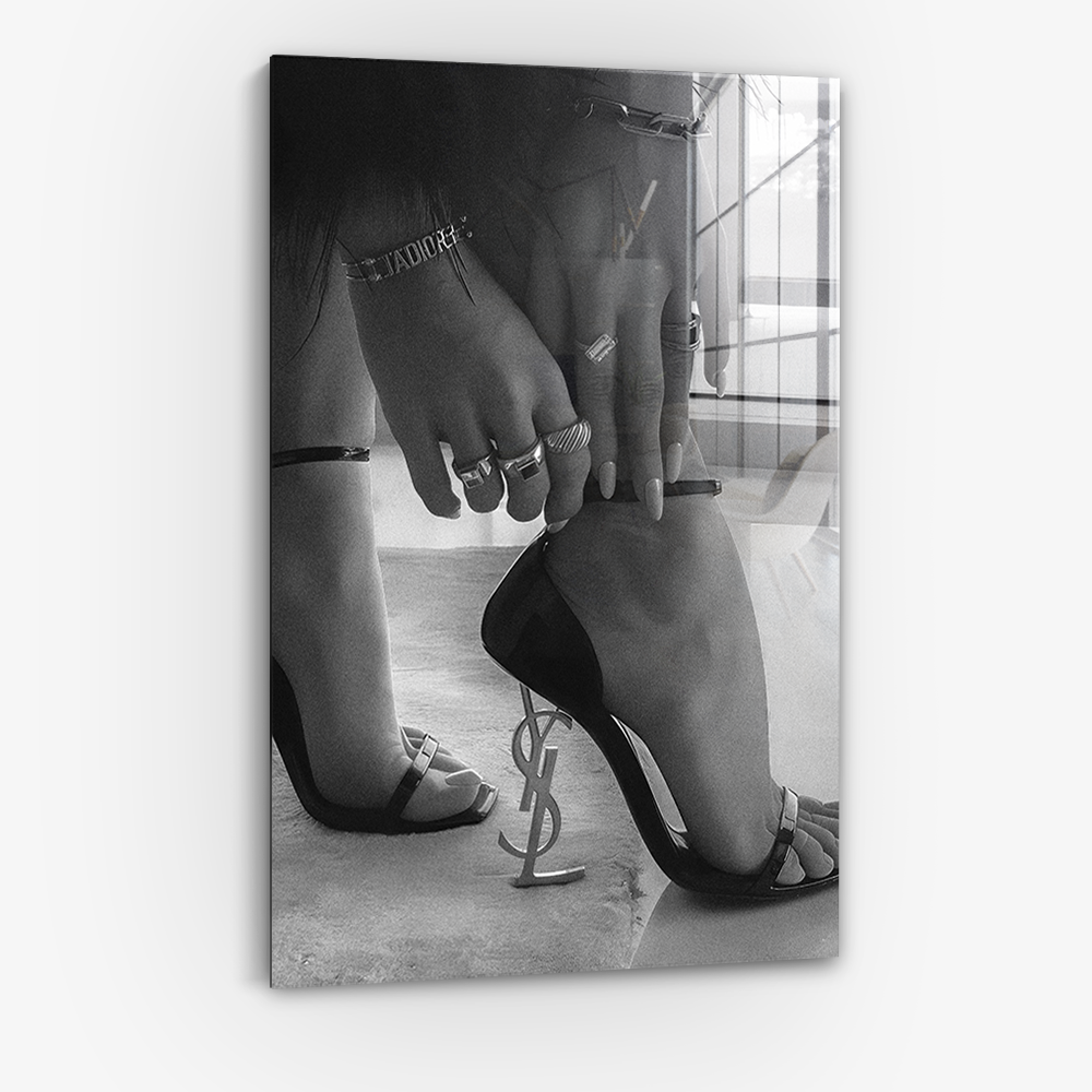 1767777518268-w3z1jxl4dj.png YSL Heels - Glas